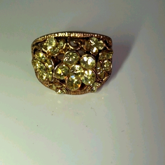 Vintage Yellow Floral Stone Ring+ Free Earrings - Picture 2 of 6